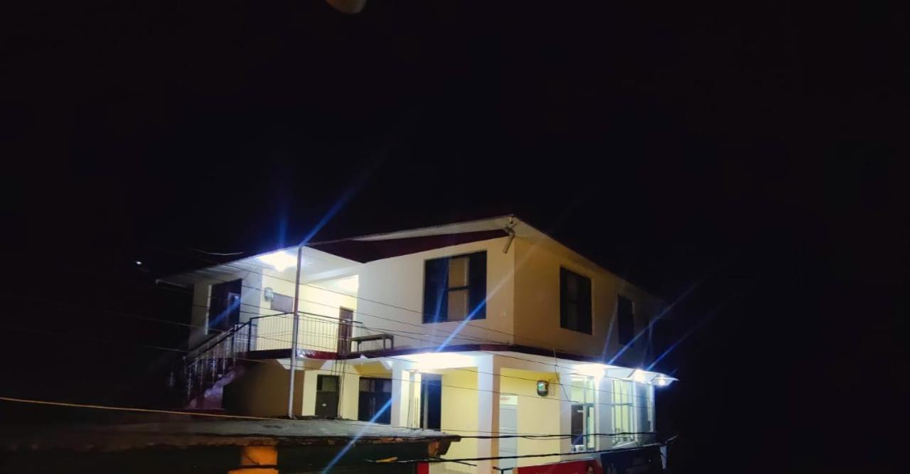 The Lake Cottage By Vrb Hotels Mcleodganj ダラムシャーラー エクステリア 写真