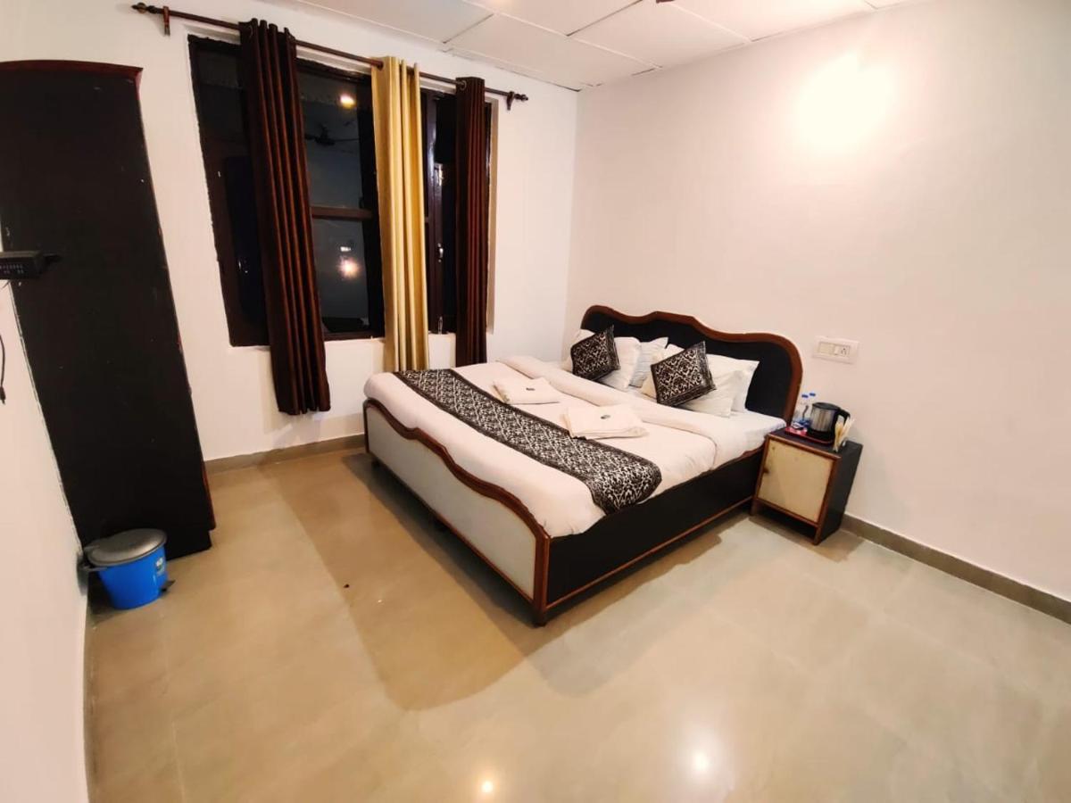 The Lake Cottage By Vrb Hotels Mcleodganj ダラムシャーラー エクステリア 写真