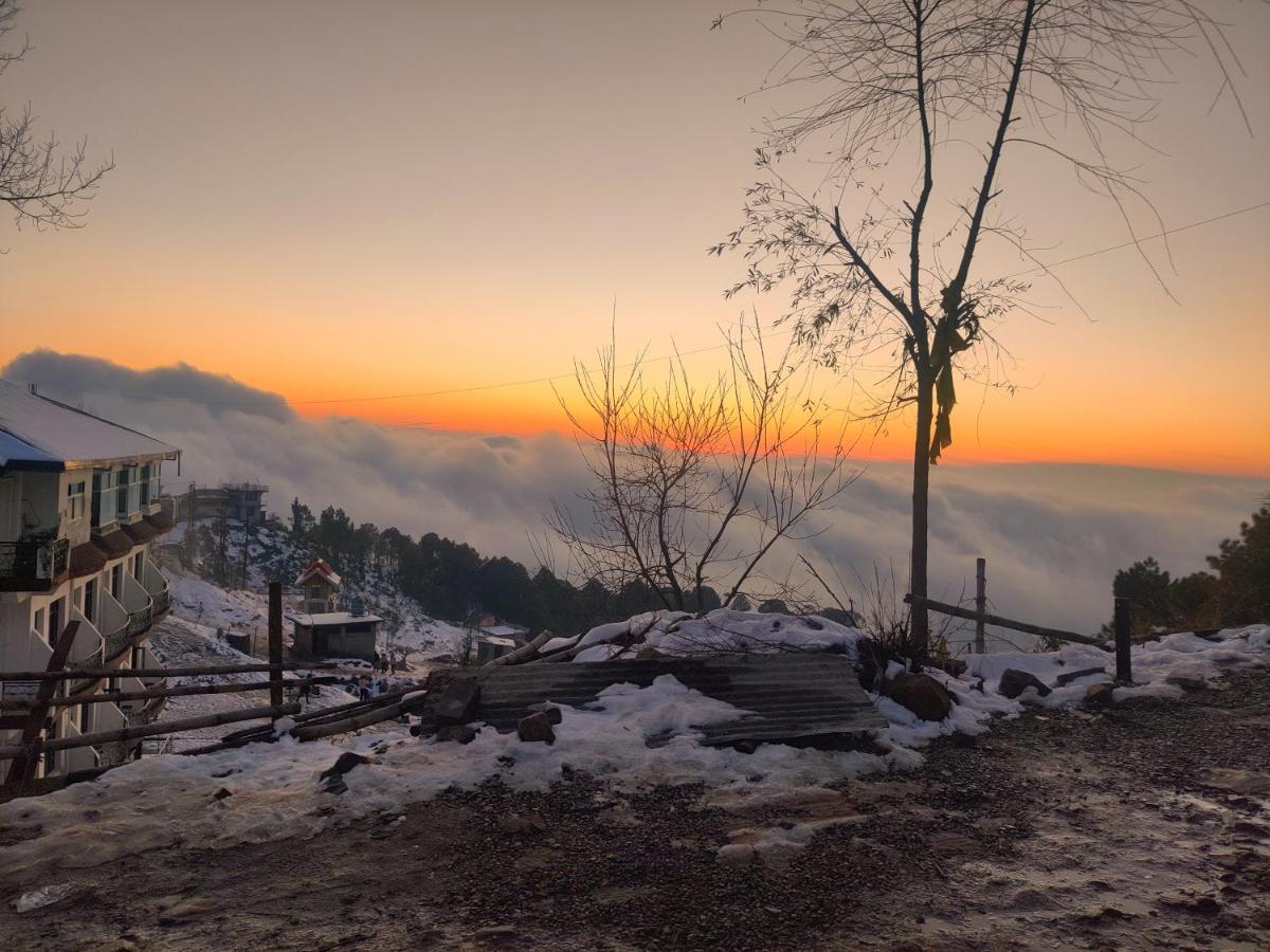 The Lake Cottage By Vrb Hotels Mcleodganj ダラムシャーラー エクステリア 写真