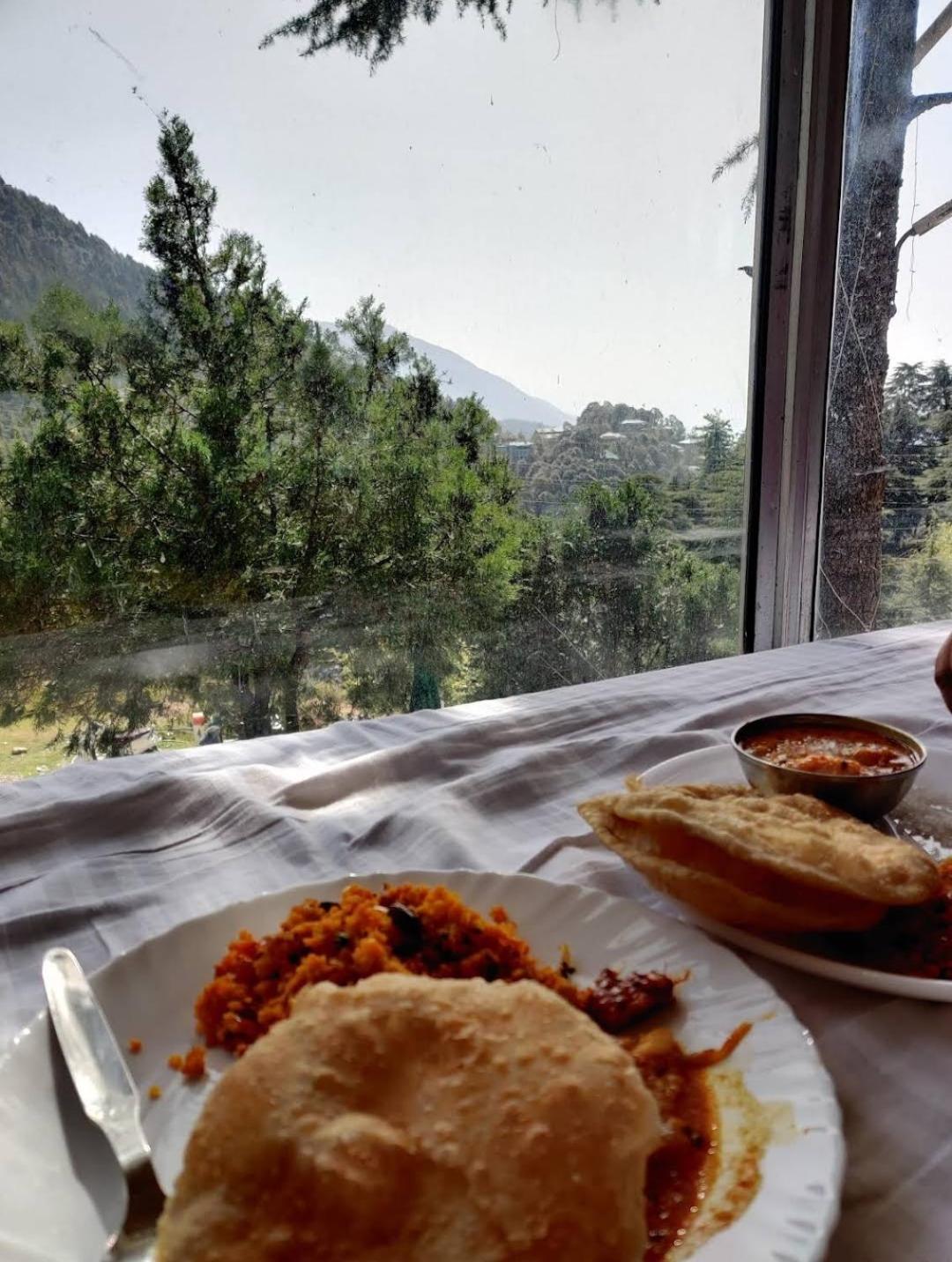 The Lake Cottage By Vrb Hotels Mcleodganj ダラムシャーラー エクステリア 写真